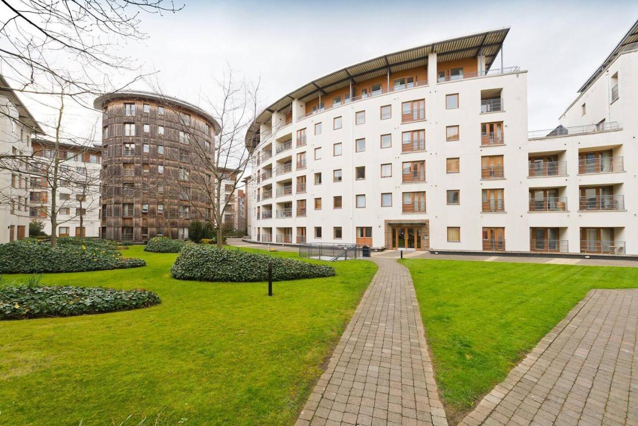 Stunning 3-Bed Apartment In Dublin 1 Exterior photo